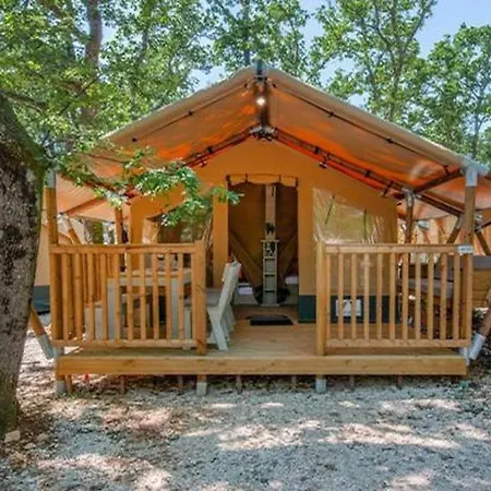 Aldeamento Turístico Eurocamp Tents At Polari